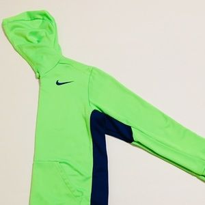 Green Nike hoodie 10/10 condition men and women